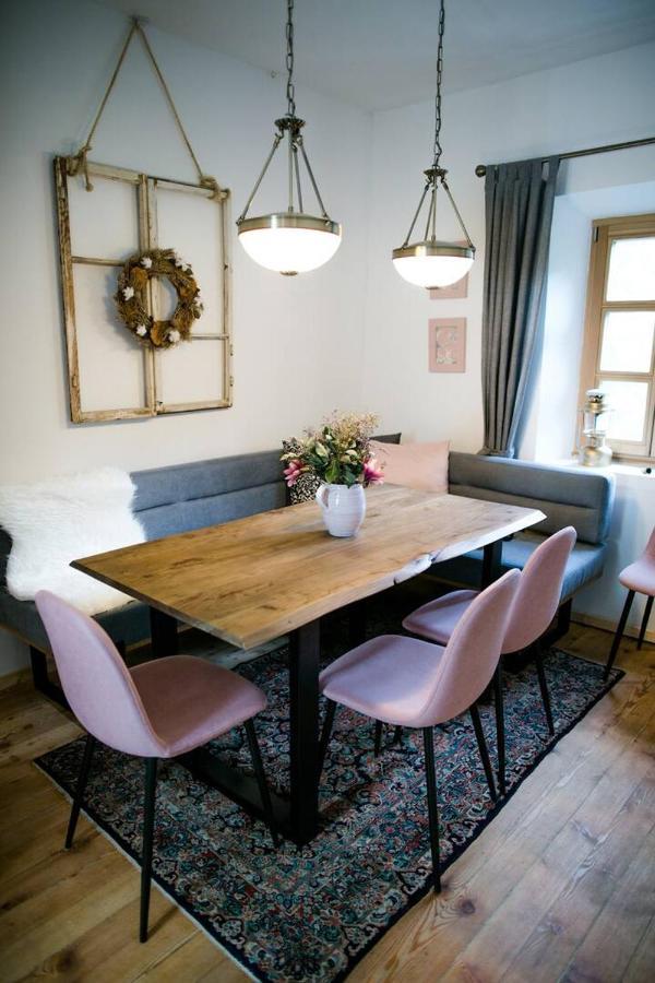 Apartment Aussee- Beletage Salzherrenhof- Kueche, Wlan, Netflix Bad Aussee Esterno foto