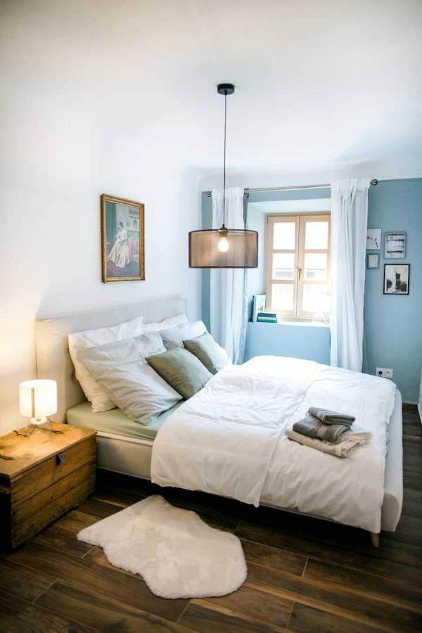 Apartment Aussee- Beletage Salzherrenhof- Kueche, Wlan, Netflix Bad Aussee Esterno foto