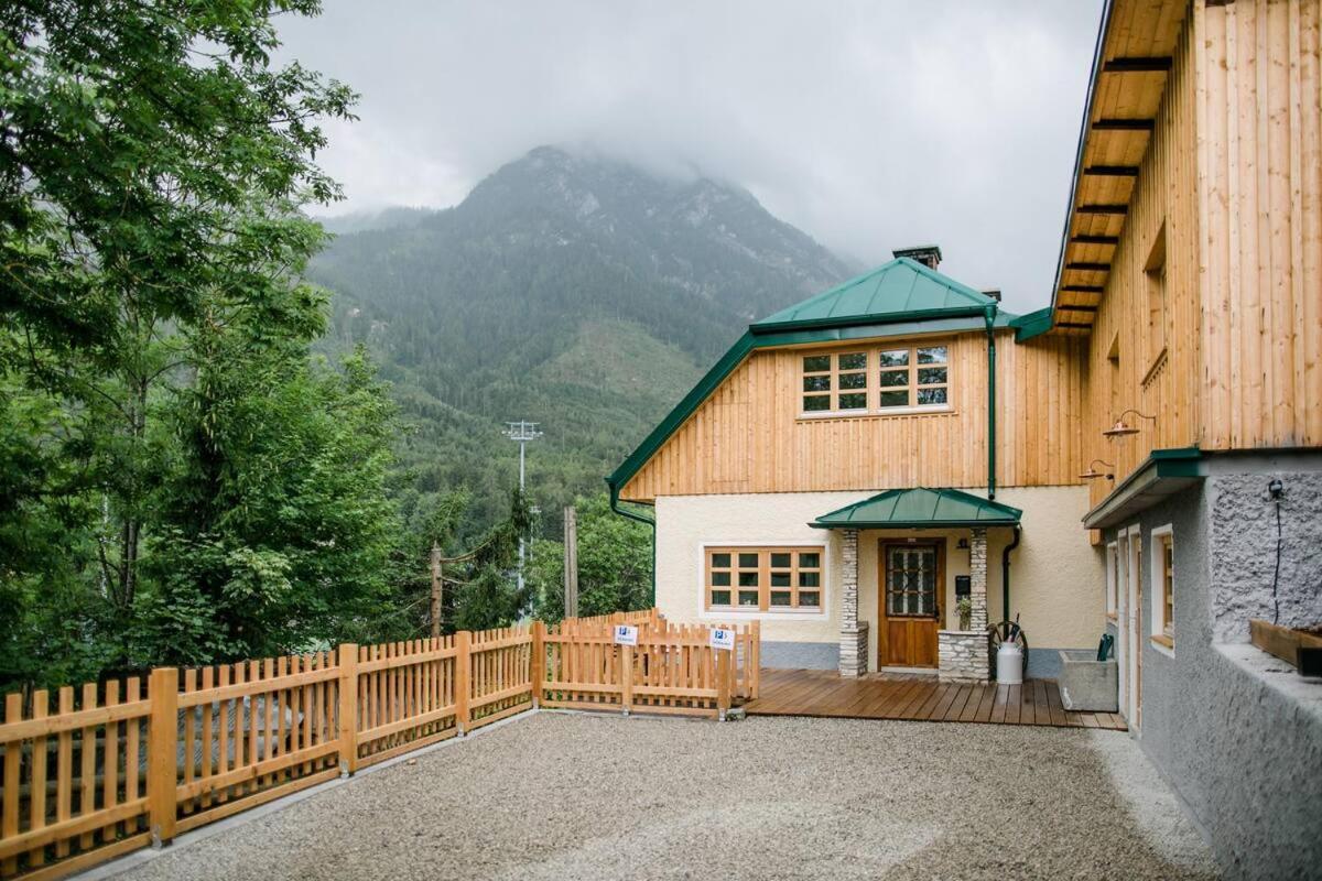 Apartment Aussee- Beletage Salzherrenhof- Kueche, Wlan, Netflix Bad Aussee Esterno foto